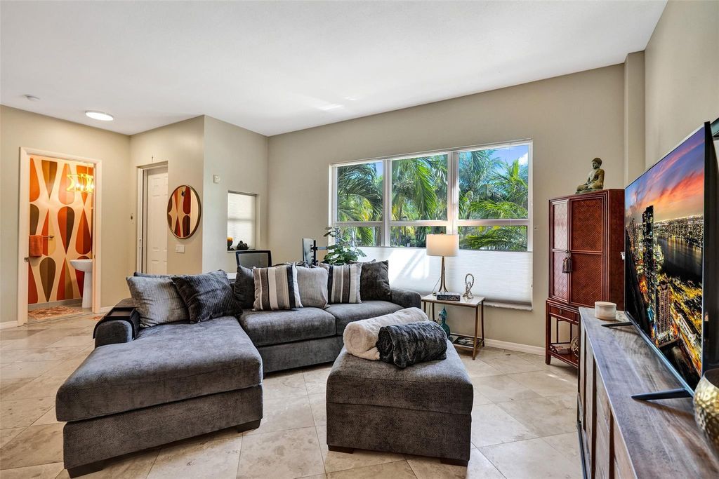 Photo of 2601 NE 14th Ave #104, Wilton Manors, FL 33334 (MLS # F10532680)