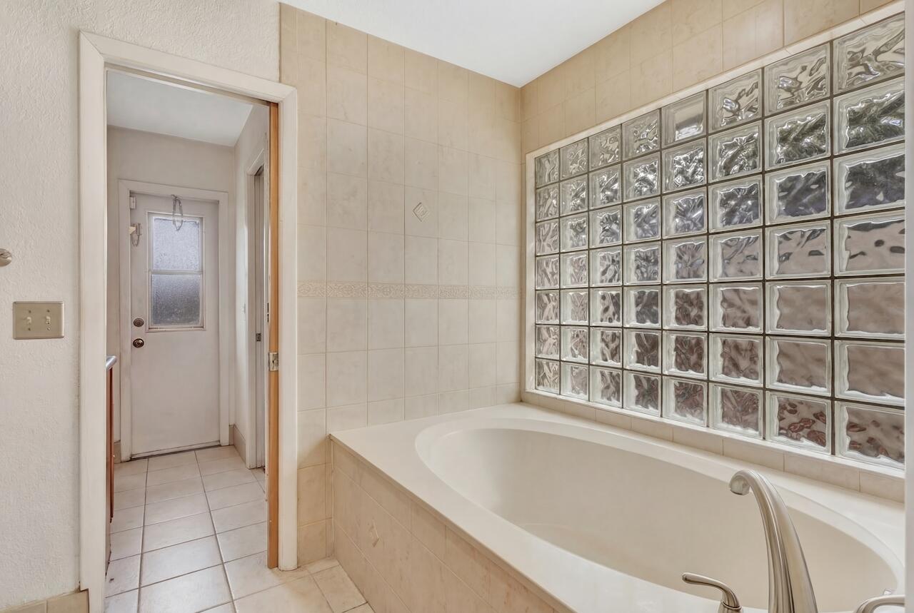 CYPRESS RUN - Residential