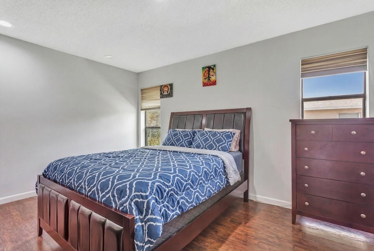 CYPRESS RUN - Residential