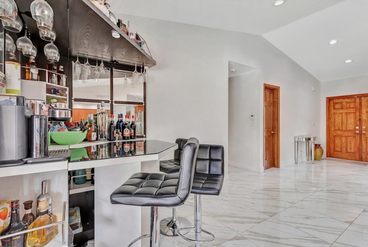 CYPRESS RUN - Residential