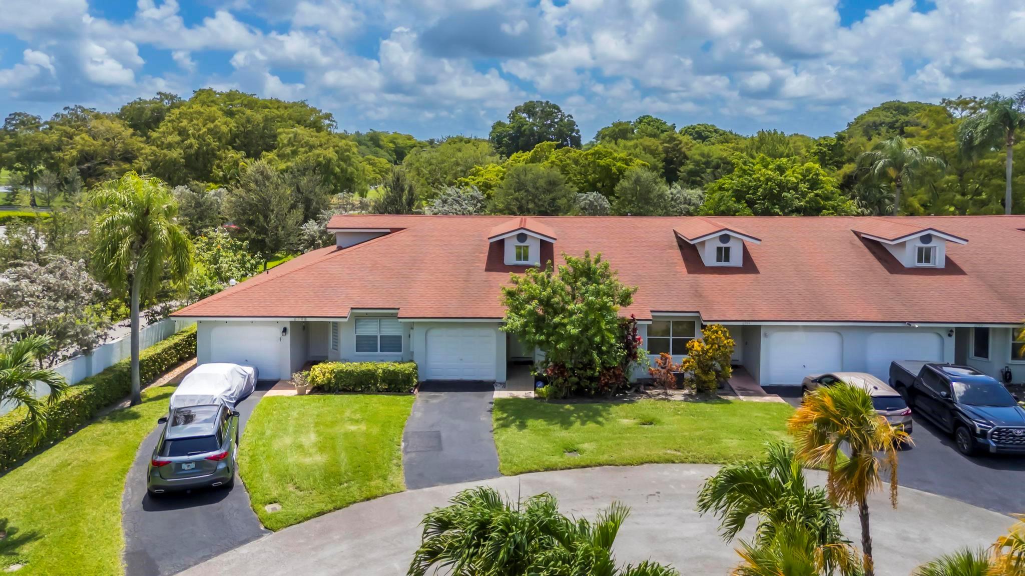 Woodland Lakes - Residential