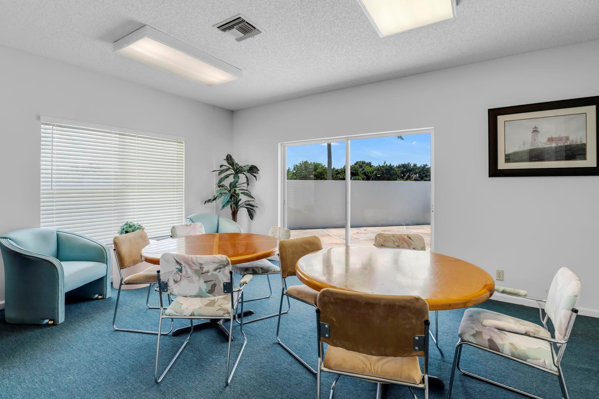 Woodland Lakes - Residential