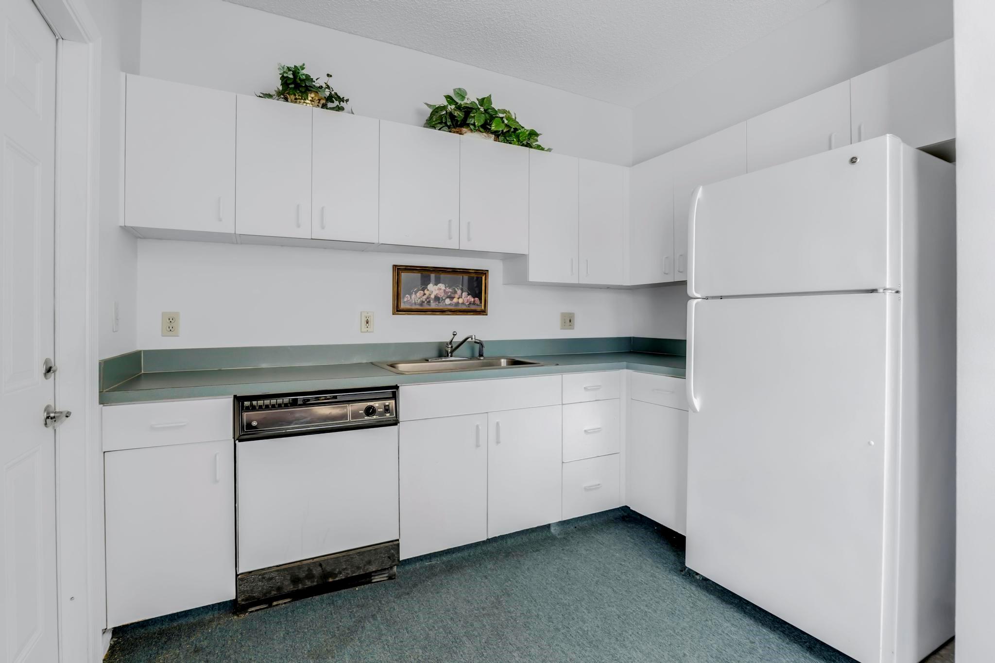 Woodland Lakes - Residential