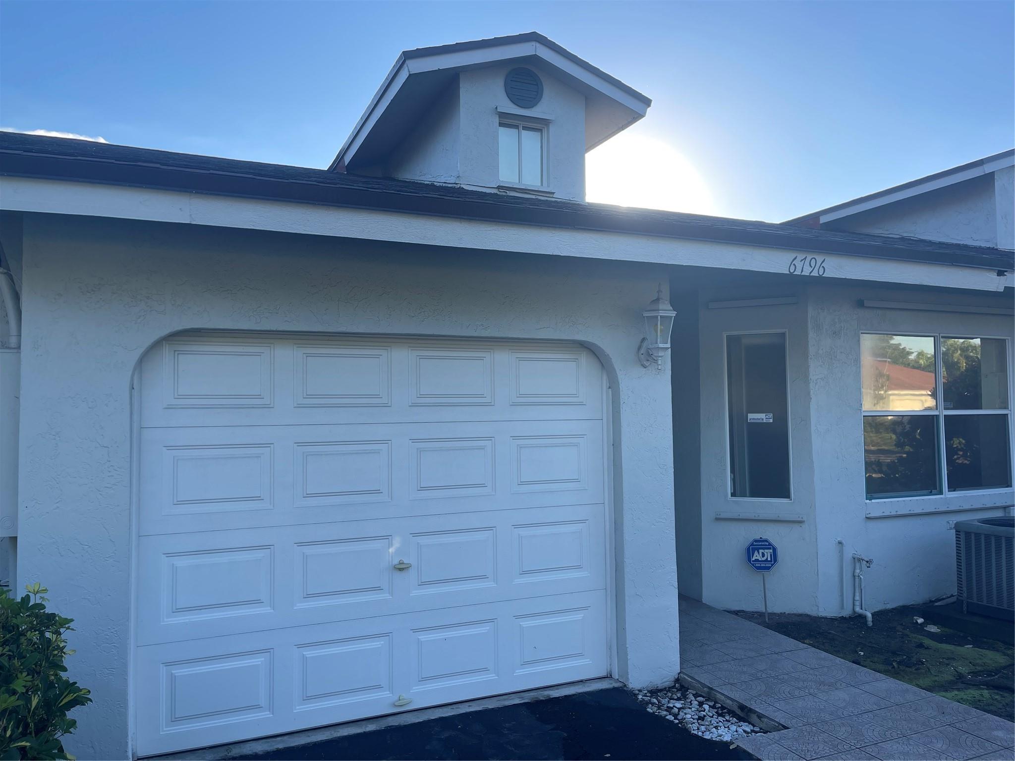 Woodland Lakes - Residential