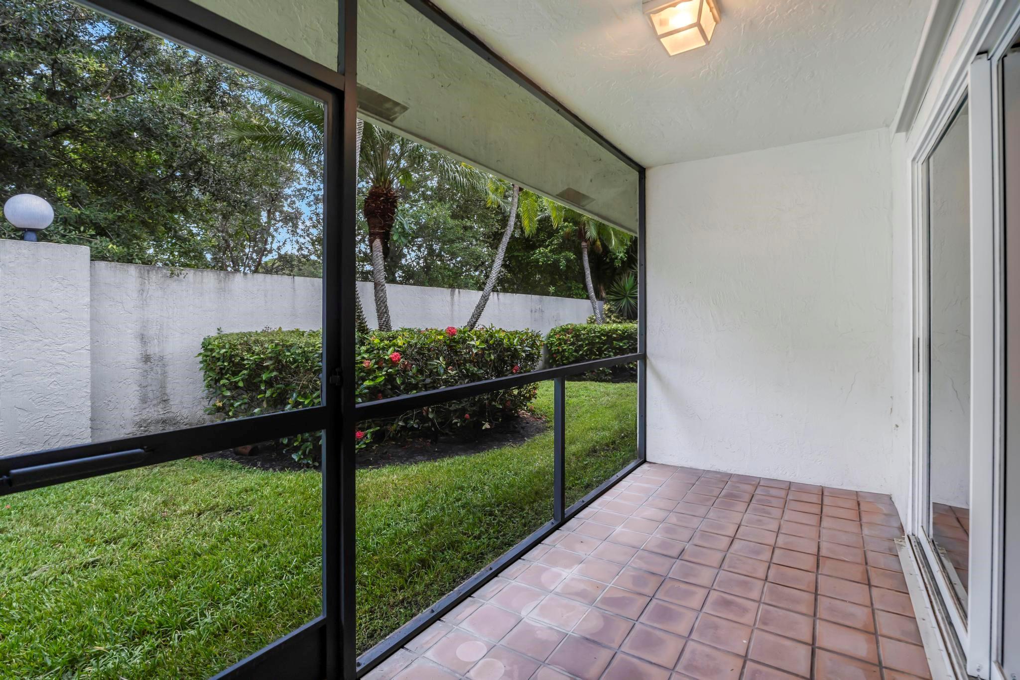 Woodland Lakes - Residential