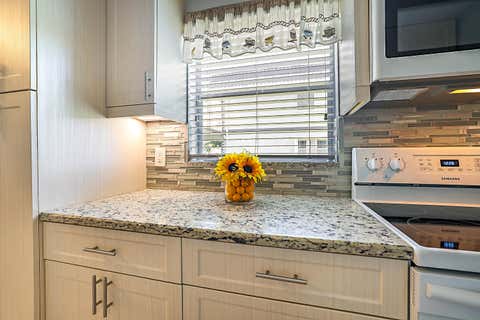 Tiny photo for 308 Saxony G, Delray Beach, FL 33446 (MLS # B26053616)