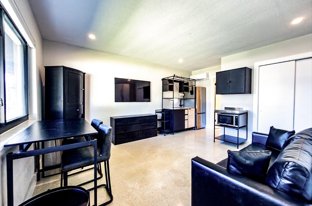 Photo of 47 NE 16th Place #3, Fort Lauderdale, FL 33305 (MLS # F10543392)