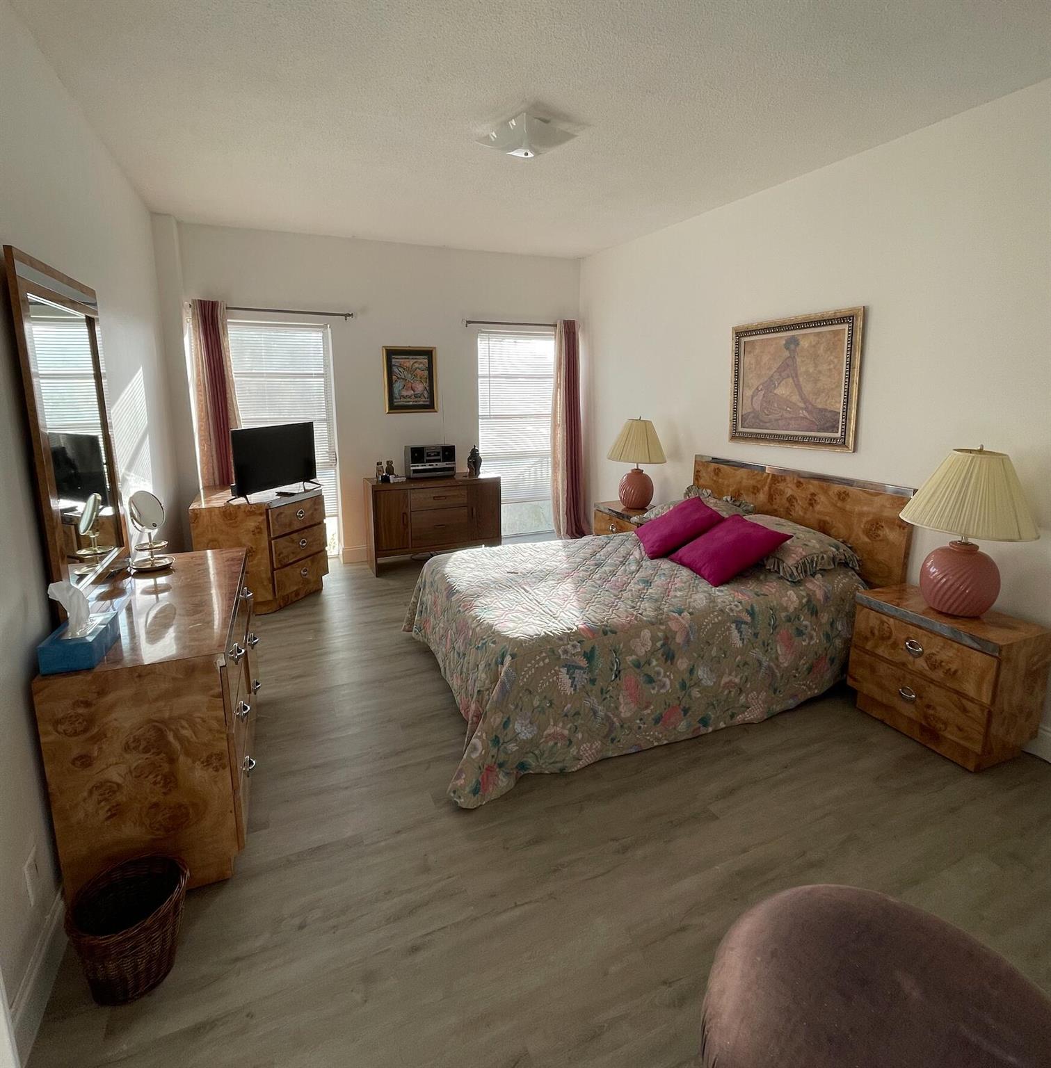 CLIPPER CONDO NO 1 - Residential Lease