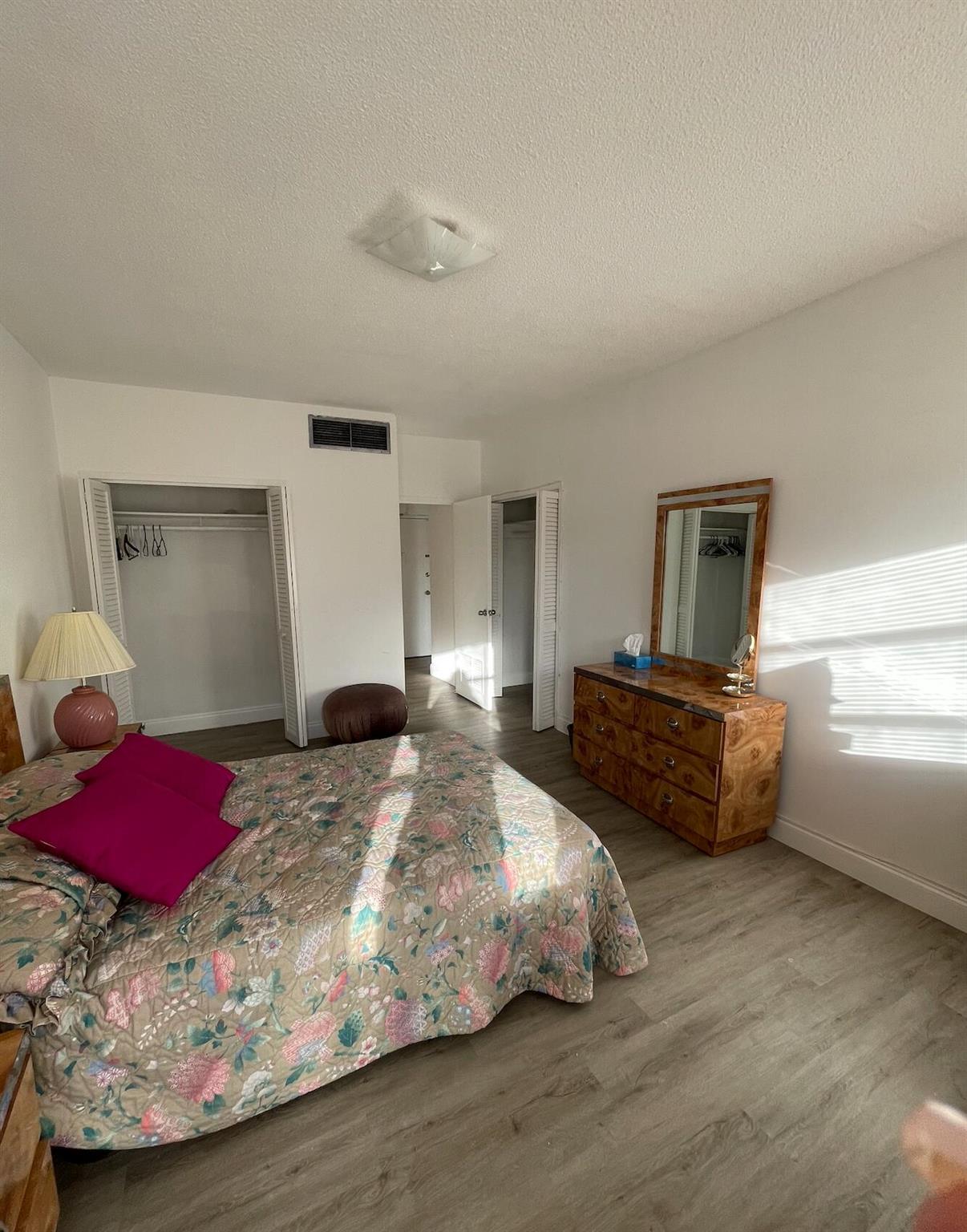 CLIPPER CONDO NO 1 - Residential Lease