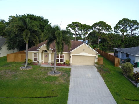Featured picture for the property R10818109