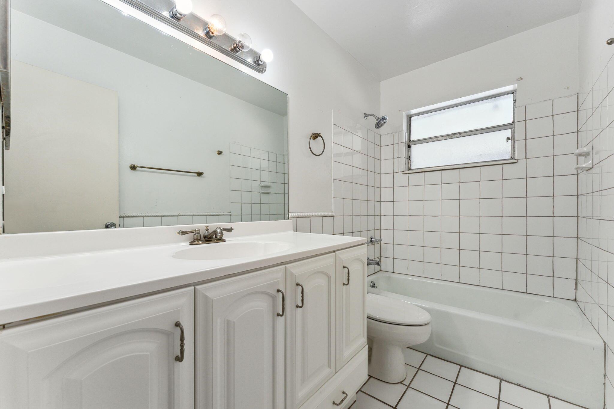 PALM BEACH GARDENS 6 - Residential Lease