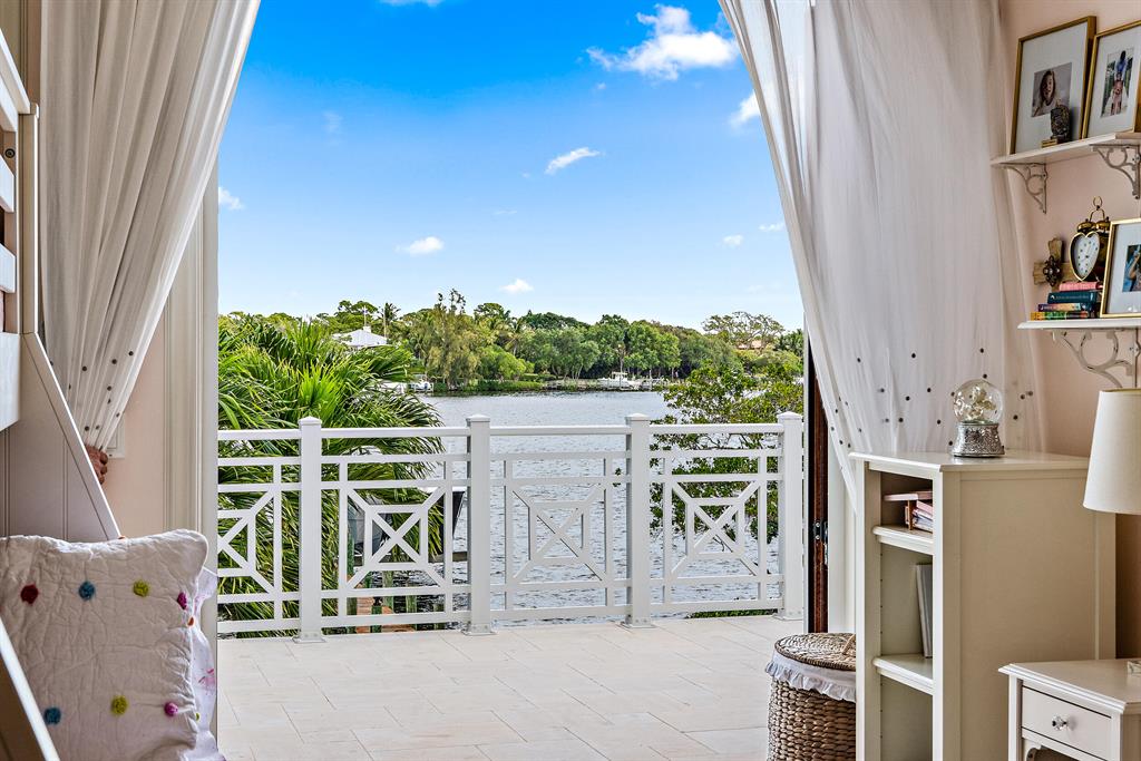 Loxahatchee River - Residential