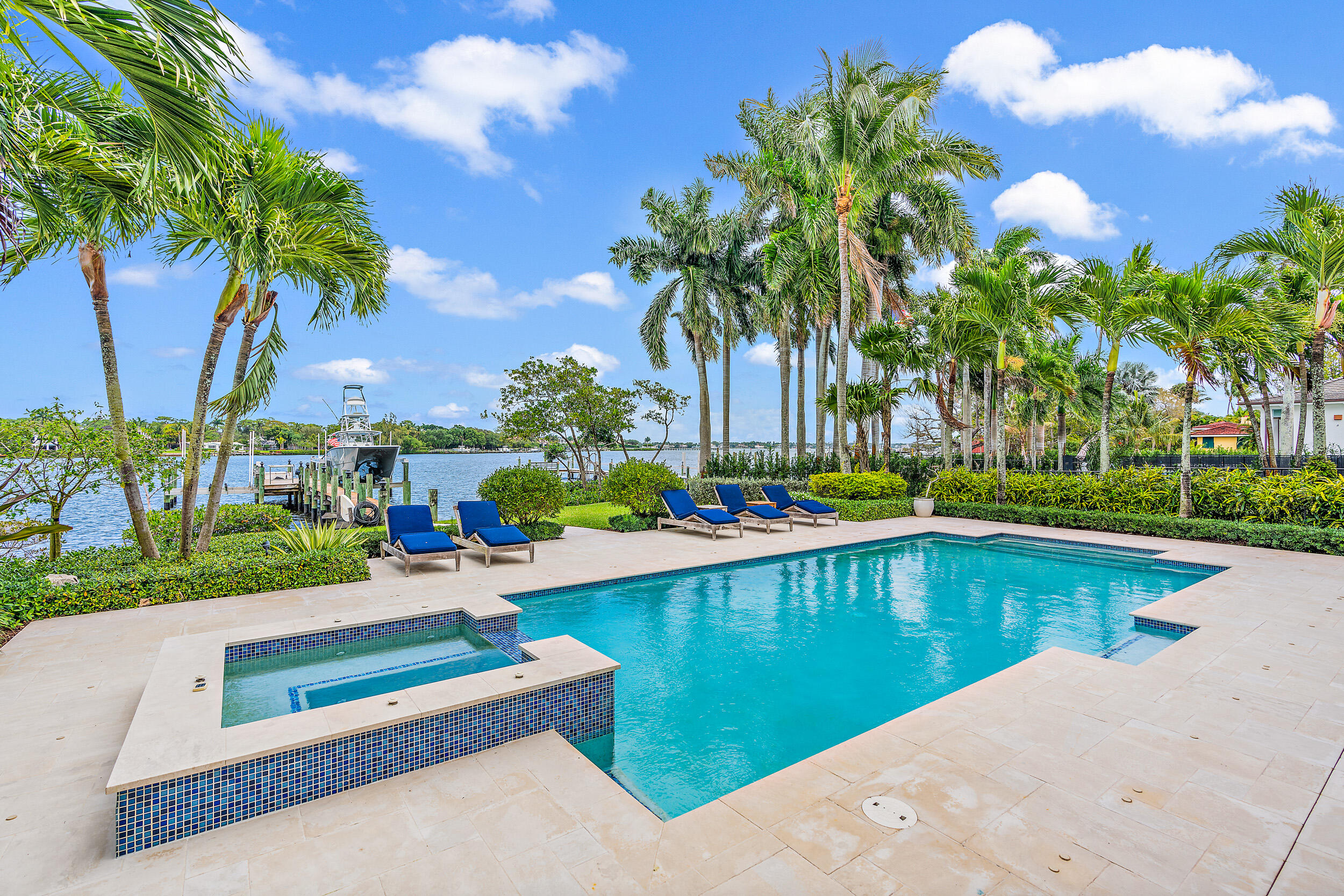 Loxahatchee River - Residential
