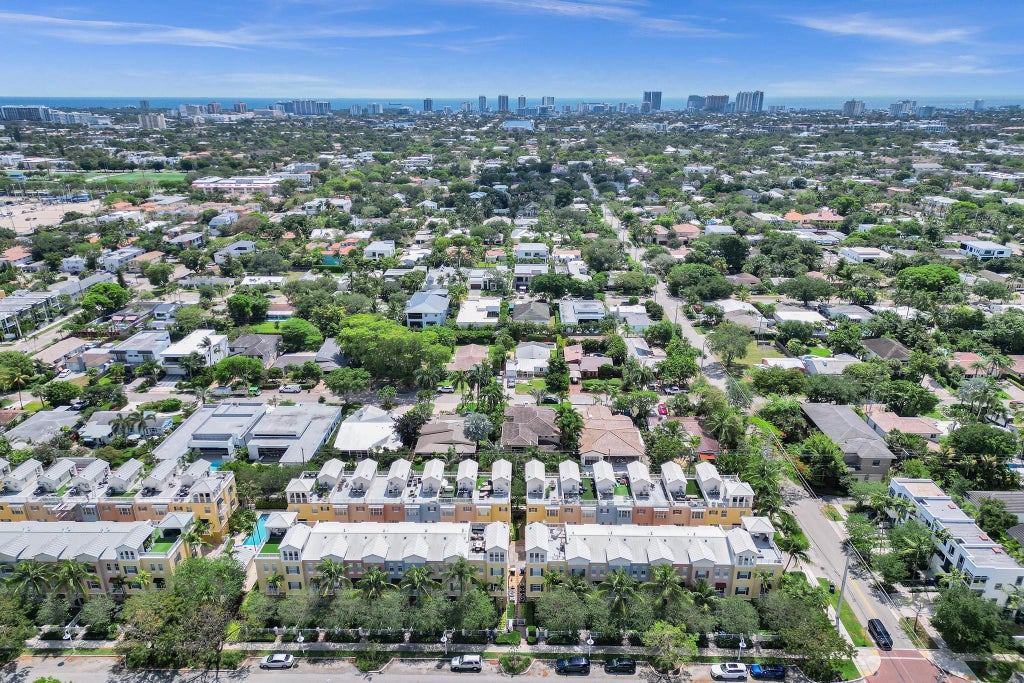 Photo of 536 NE 7th Avenue #Unit 2, Fort Lauderdale, FL 33301 (MLS # B26093999)