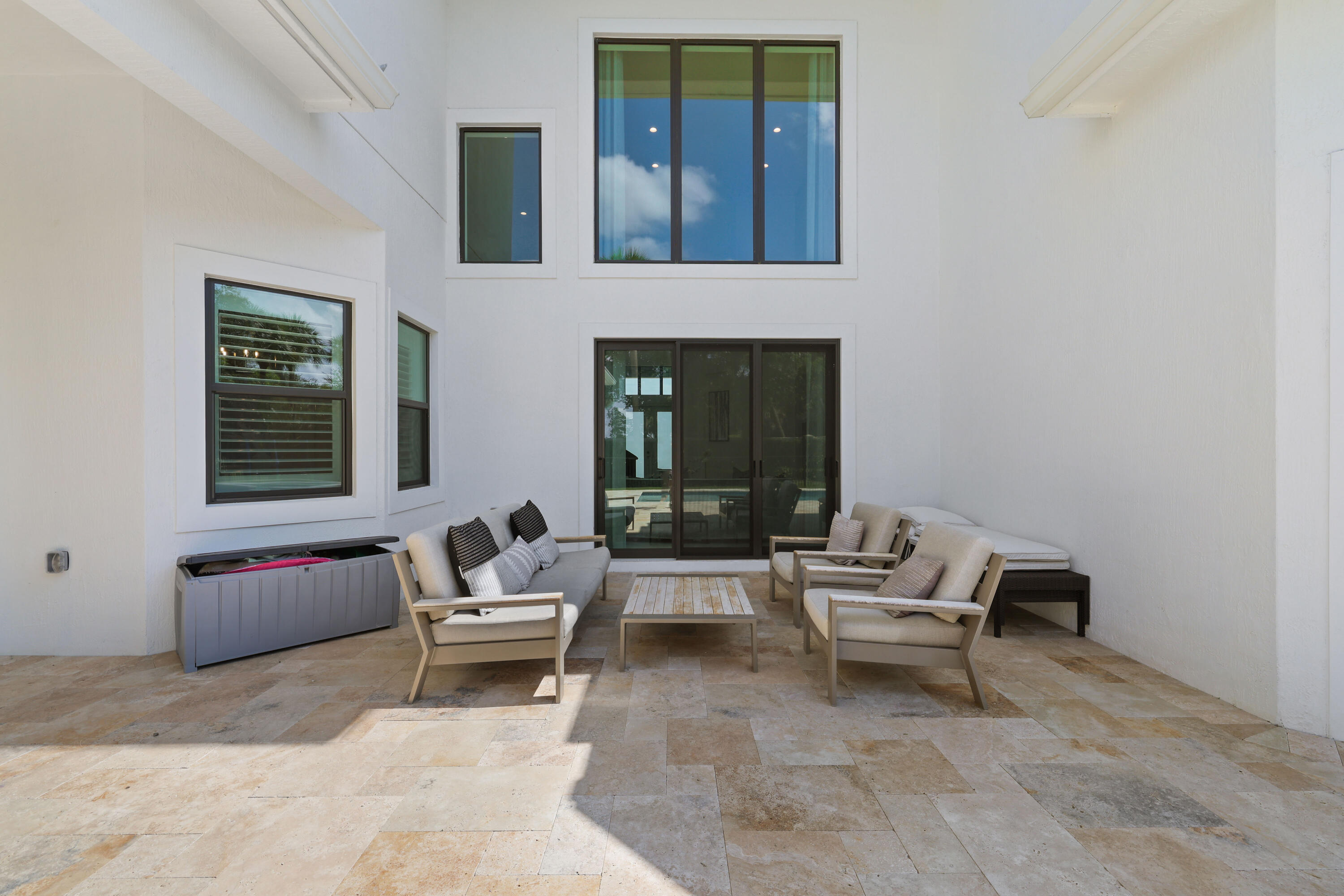 Royal Palm Polo - Residential