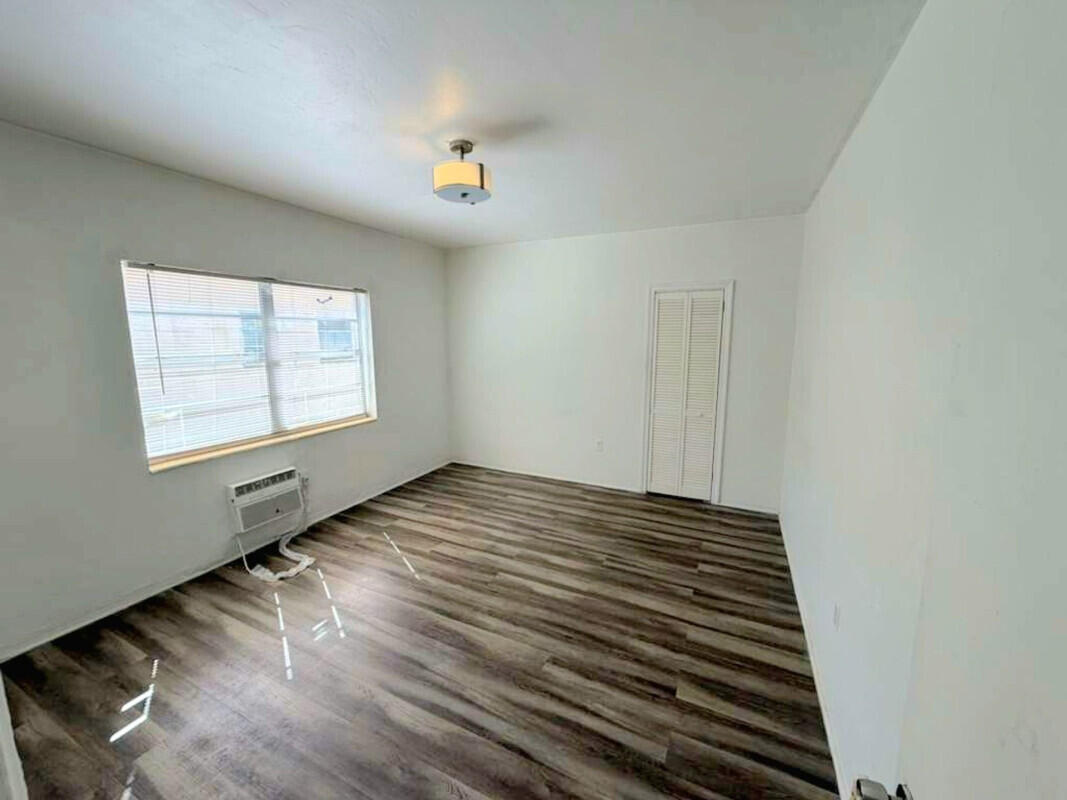 GROVELAND PK - Residential Lease