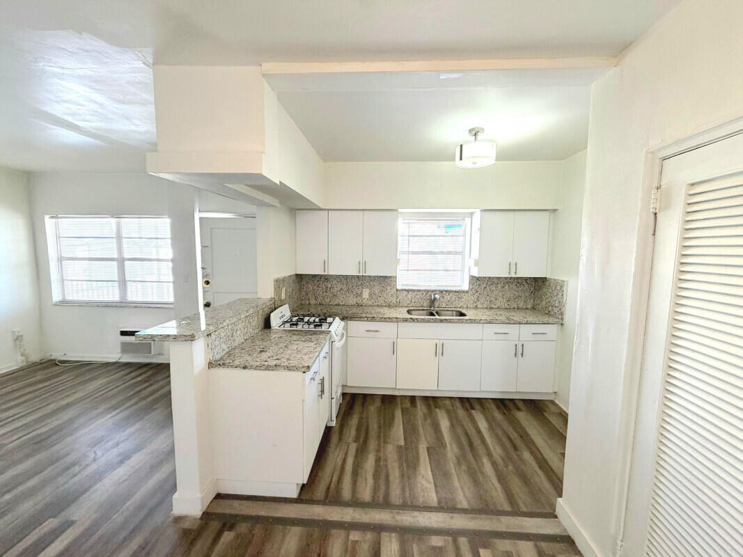 GROVELAND PK - Residential Lease