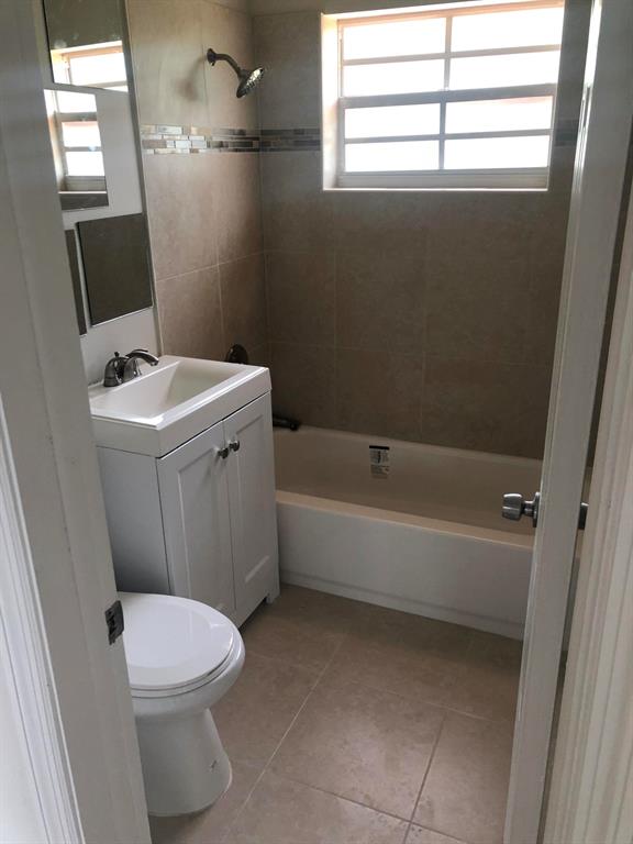 SAN CASTLE 3RD & 4TH ADDS IN PB 26 PGS 33 & 34 - Residential