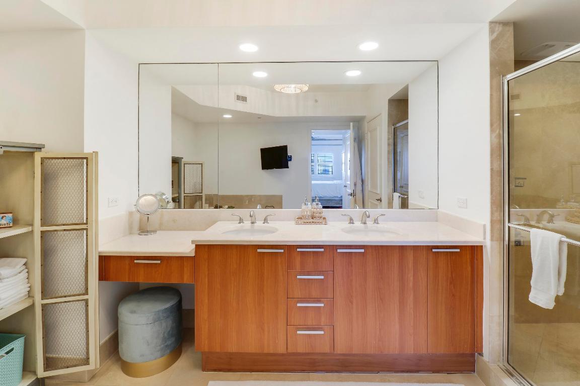 MARINA GRANDE RIVIERA BEACH CONDO - Residential