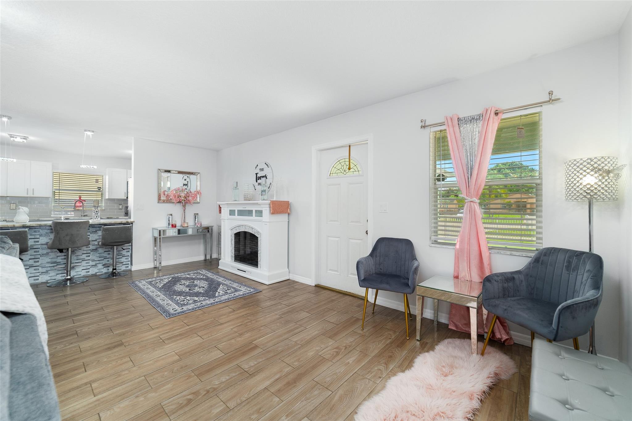 317 Swain Blvd