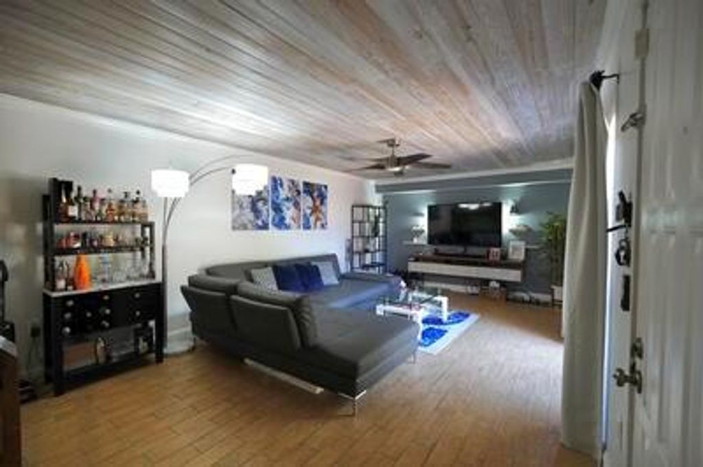 Photo of 3030 SW Sunset Trace Circle, Palm City, FL 34990 (MLS # R11107375)