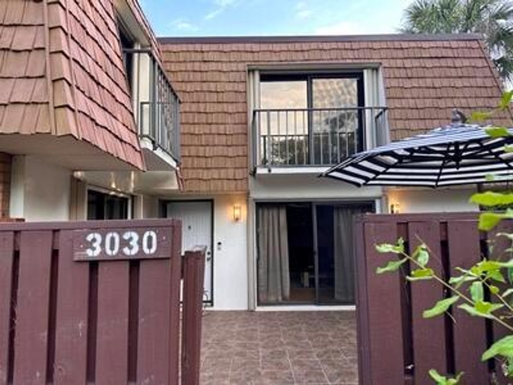 Photo of 3030 SW Sunset Trace Circle, Palm City, FL 34990 (MLS # R11107375)