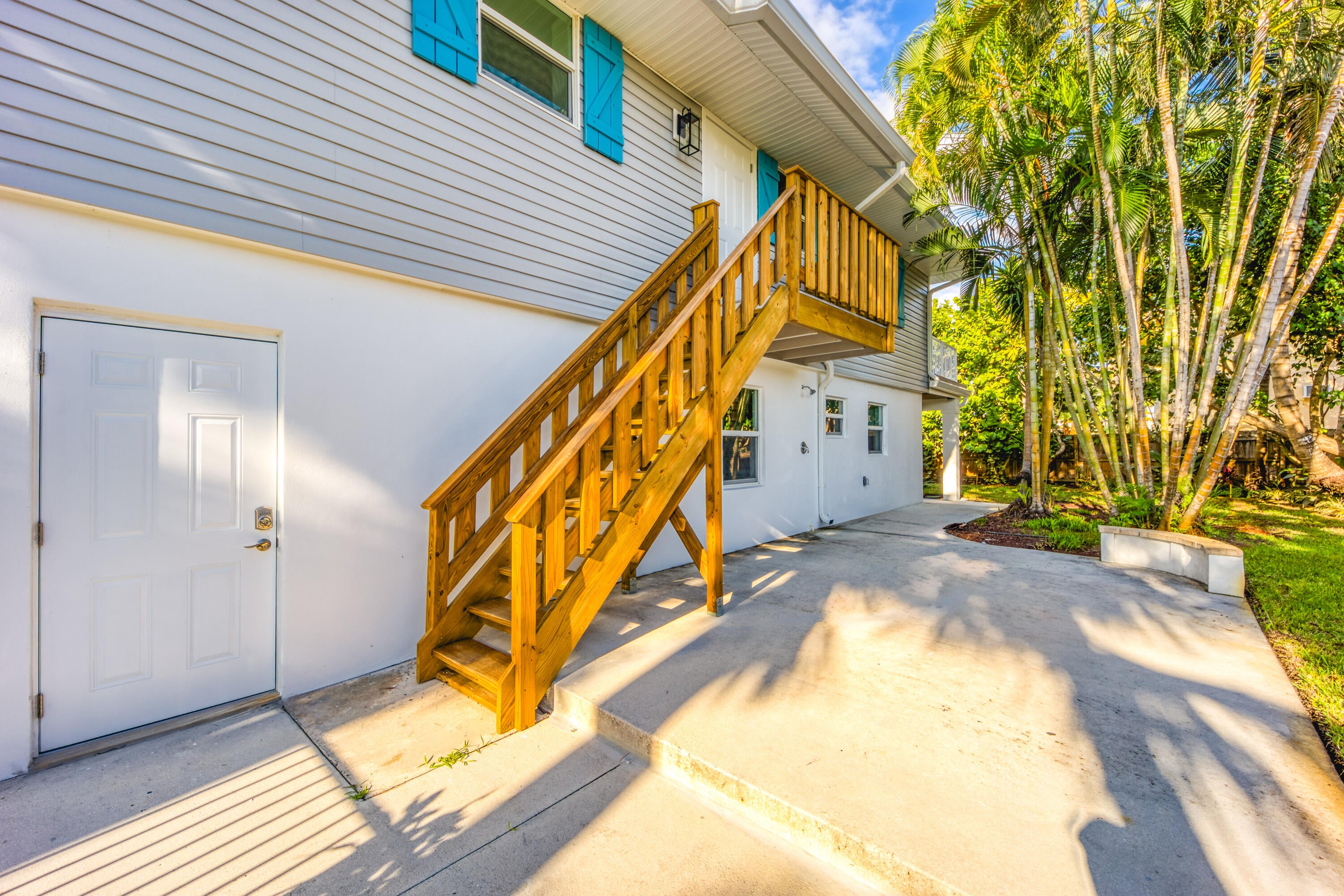1116 HERNANDO Street, Fort Pierce, FL, 34949/$675,000 4 1116 HERNANDO Street