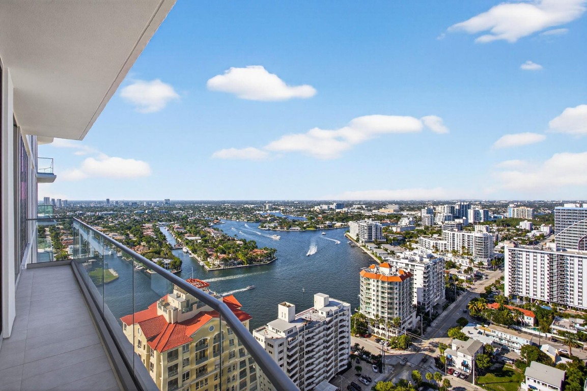 Selene - Residential