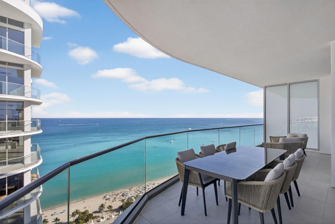 Selene - Residential