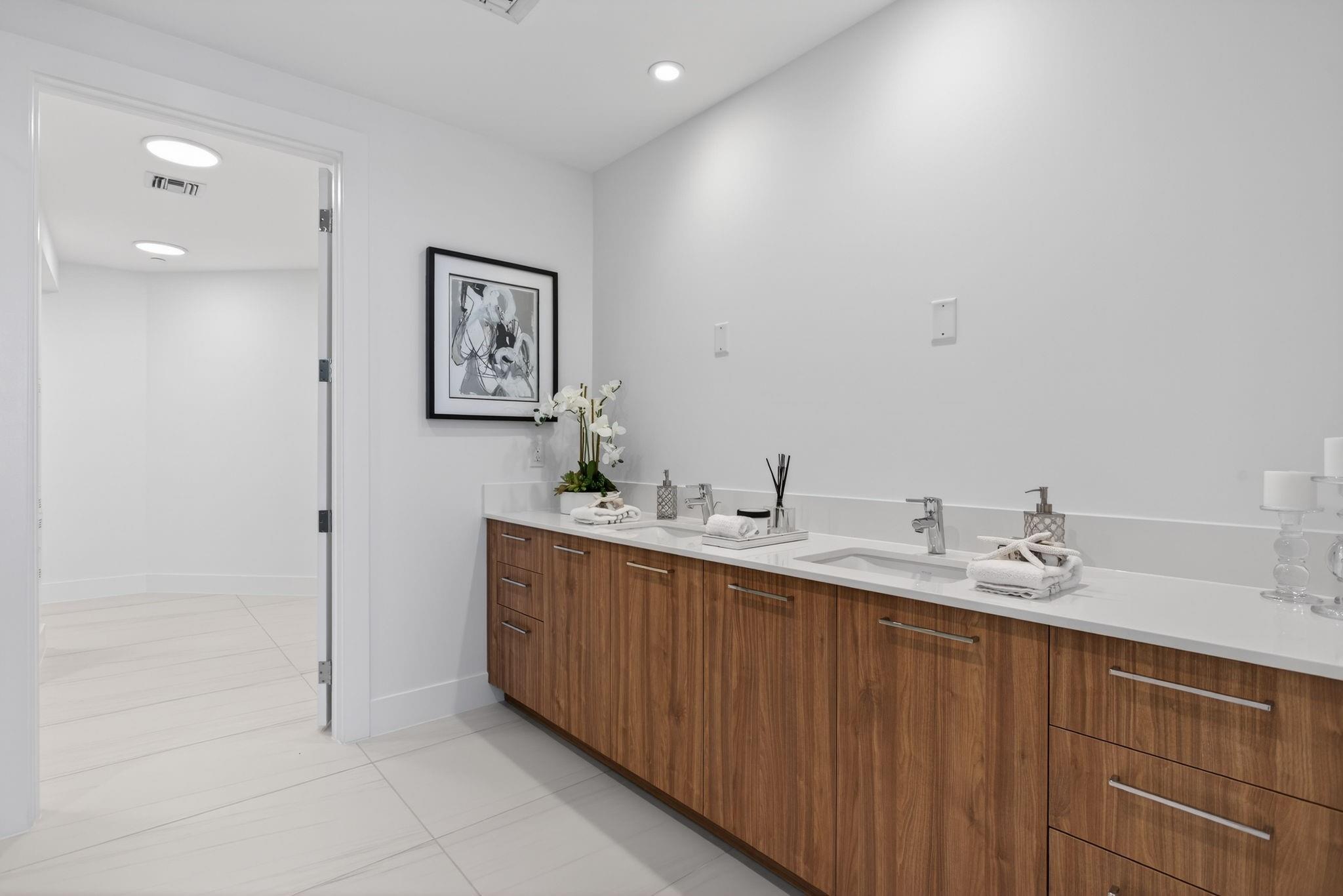 Selene - Residential