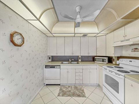 Tiny photo for 3002 Ventnor #G, Deerfield Beach, FL 33442 (MLS # R11160770)