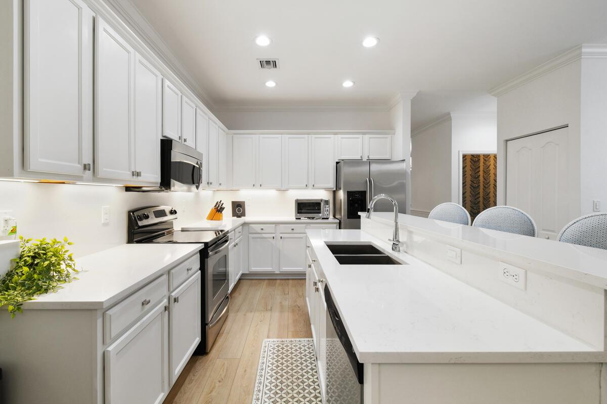 Rialto - Residential Lease