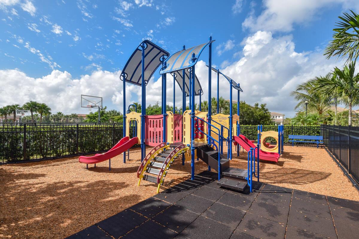 Rialto - Residential Lease