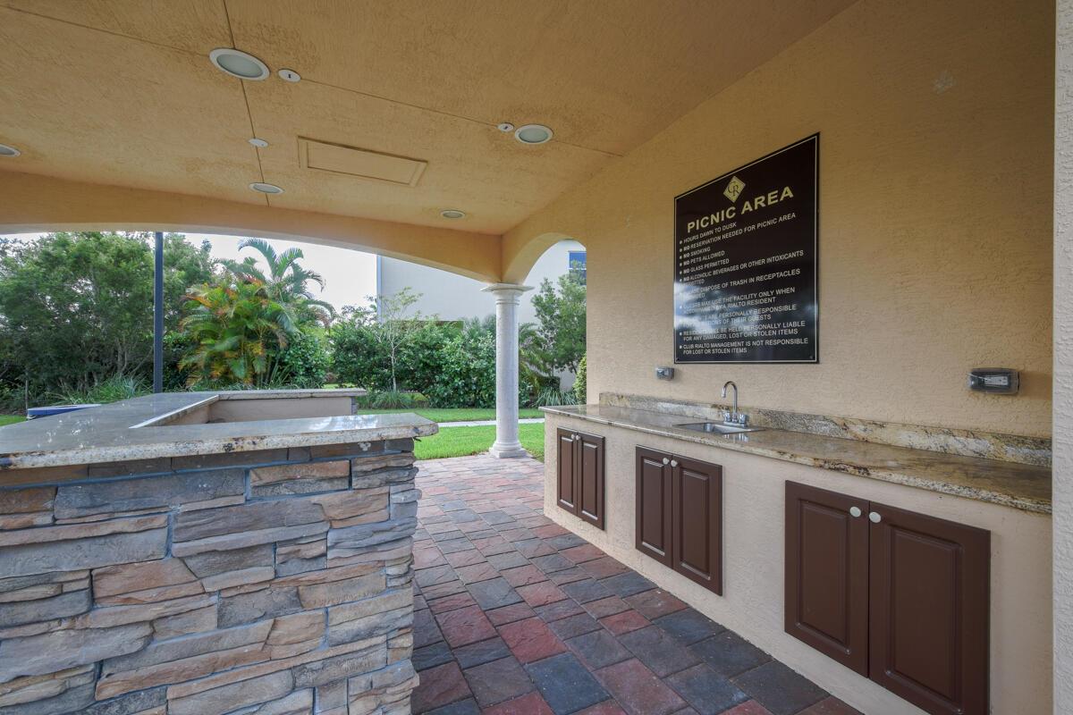 Rialto - Residential Lease