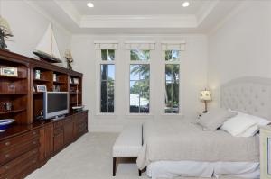 Tropic Isle - Residential