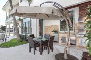 Tropic Isle - Residential