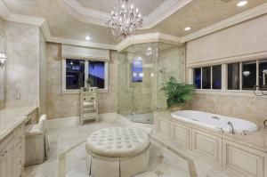 Tropic Isle - Residential