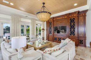 Tropic Isle - Residential