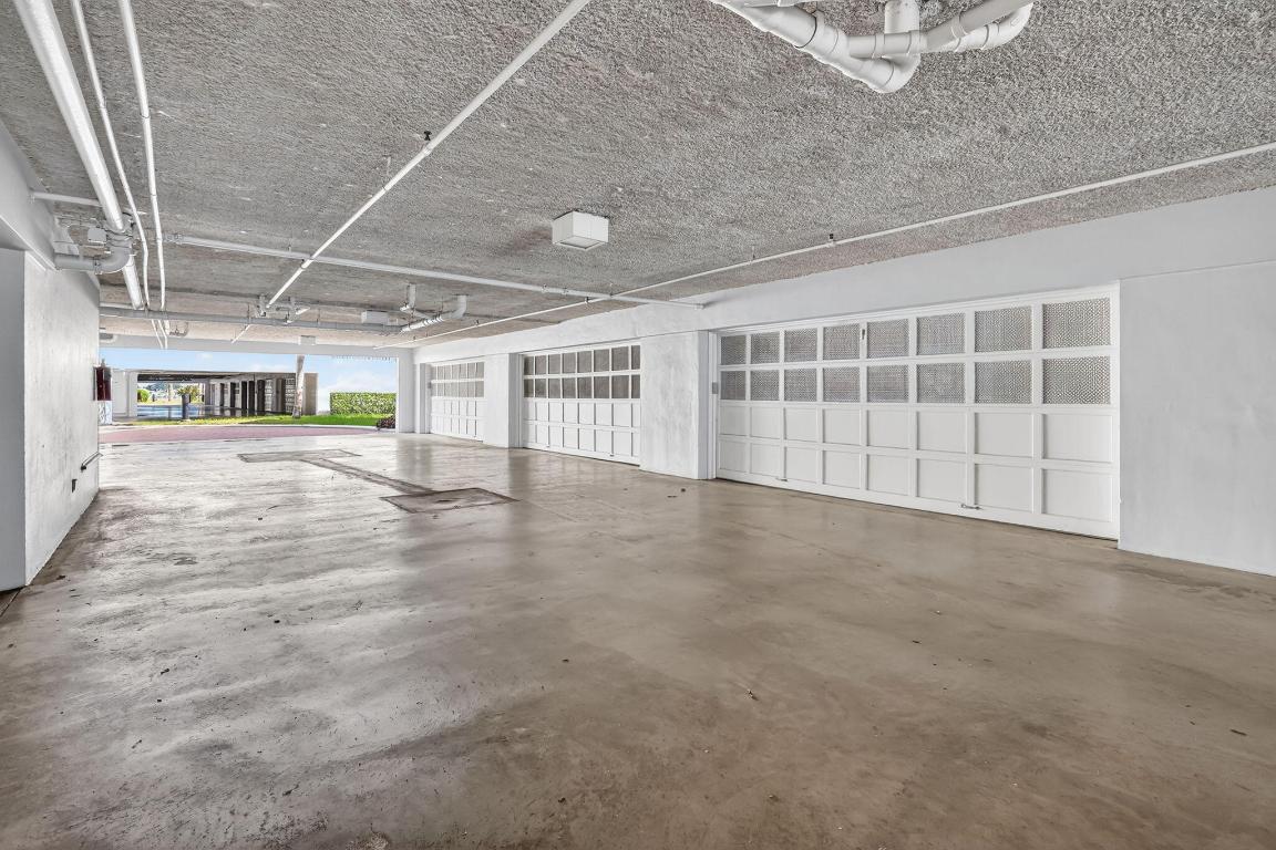 ADMIRALTY CONDO - Residential