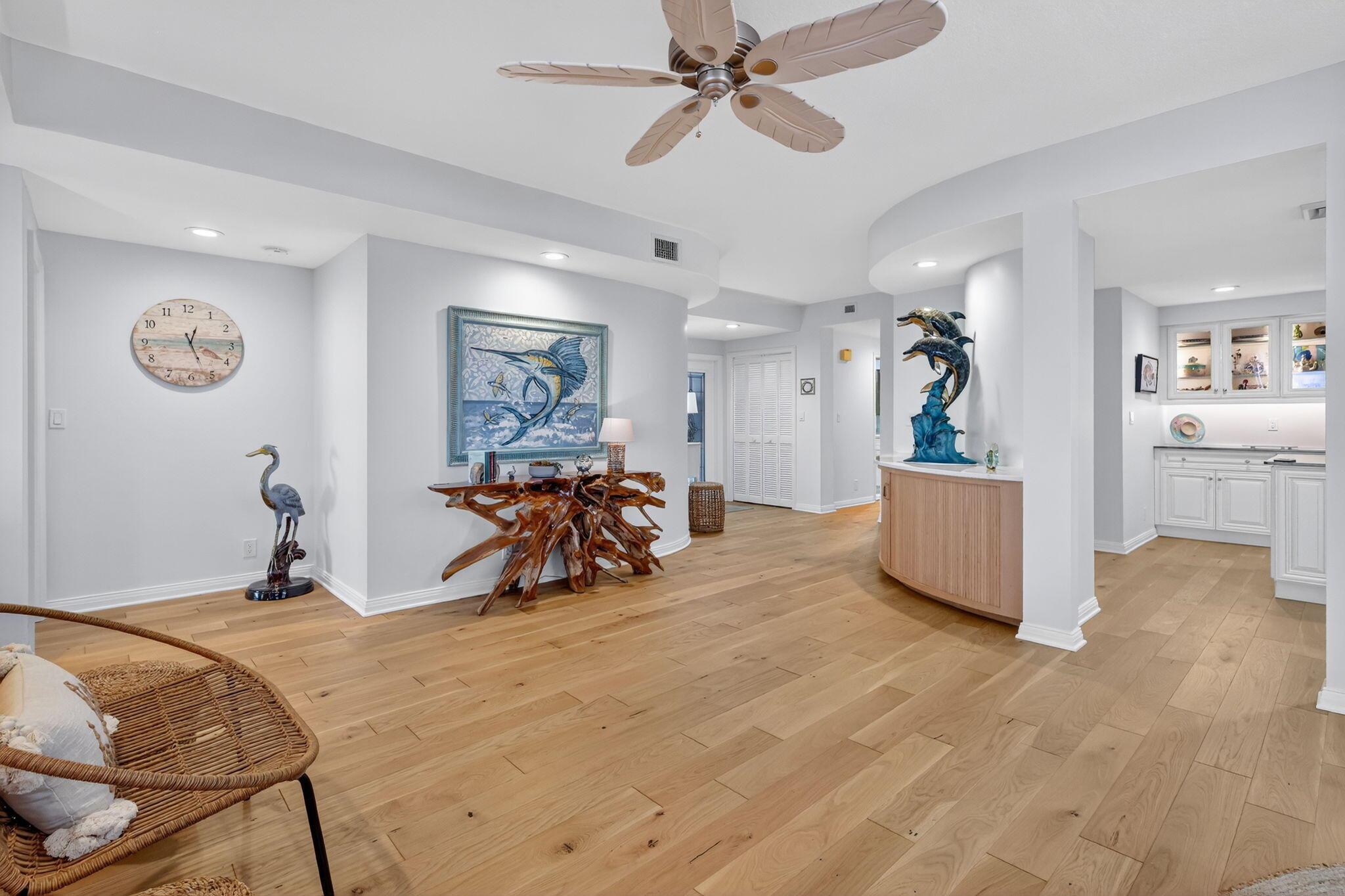 ADMIRALTY CONDO - Residential