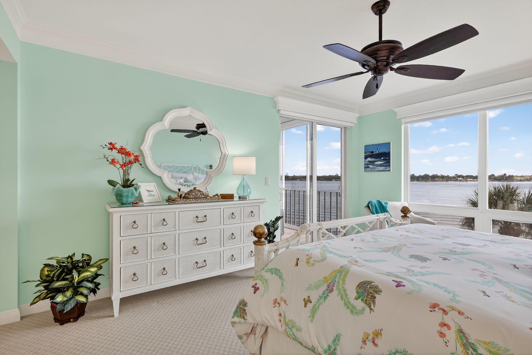 ADMIRALTY CONDO - Residential