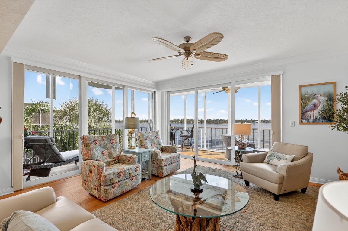 ADMIRALTY CONDO - Residential