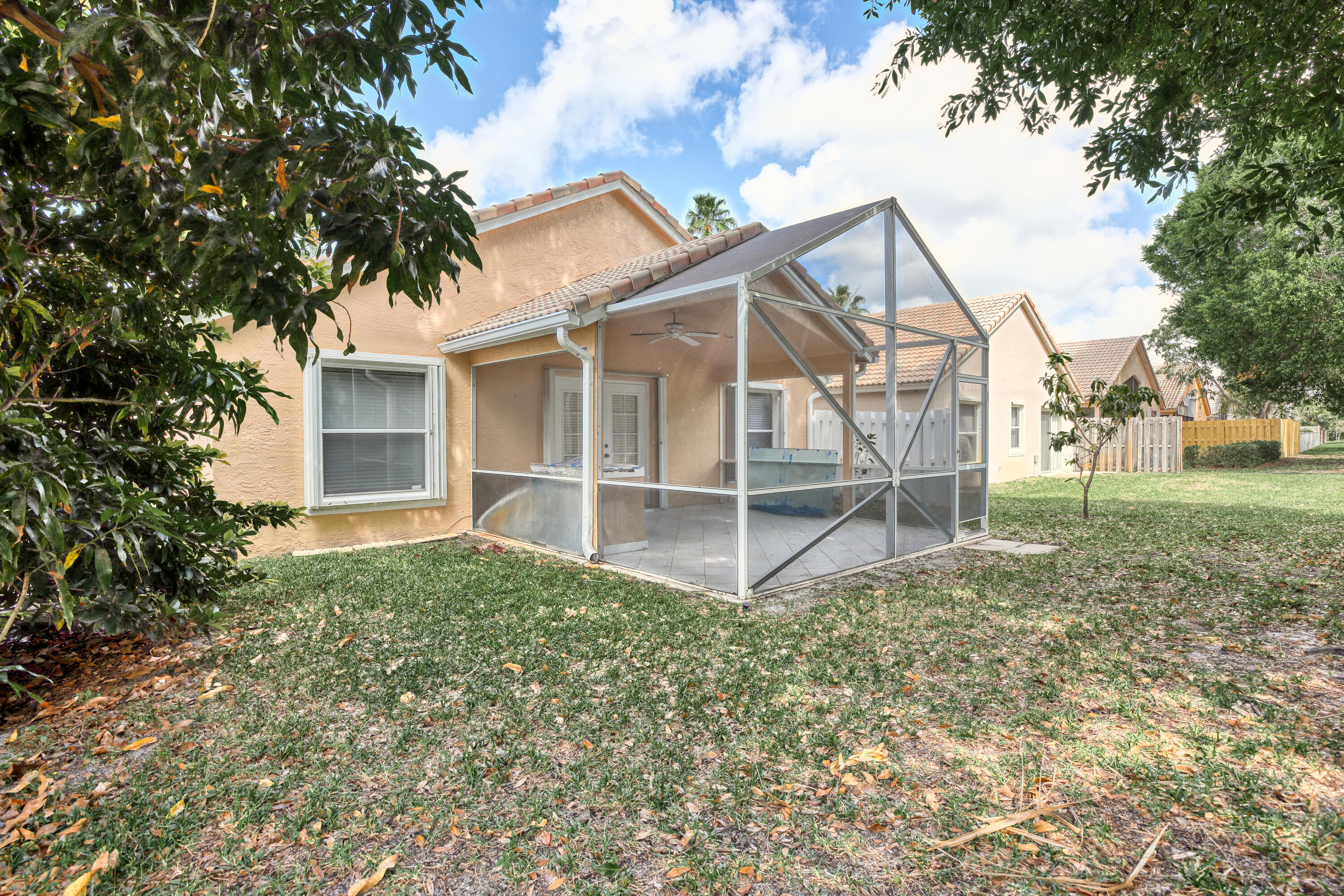 WELLINGTONS EDGE PAR 77 PH 1 - Residential