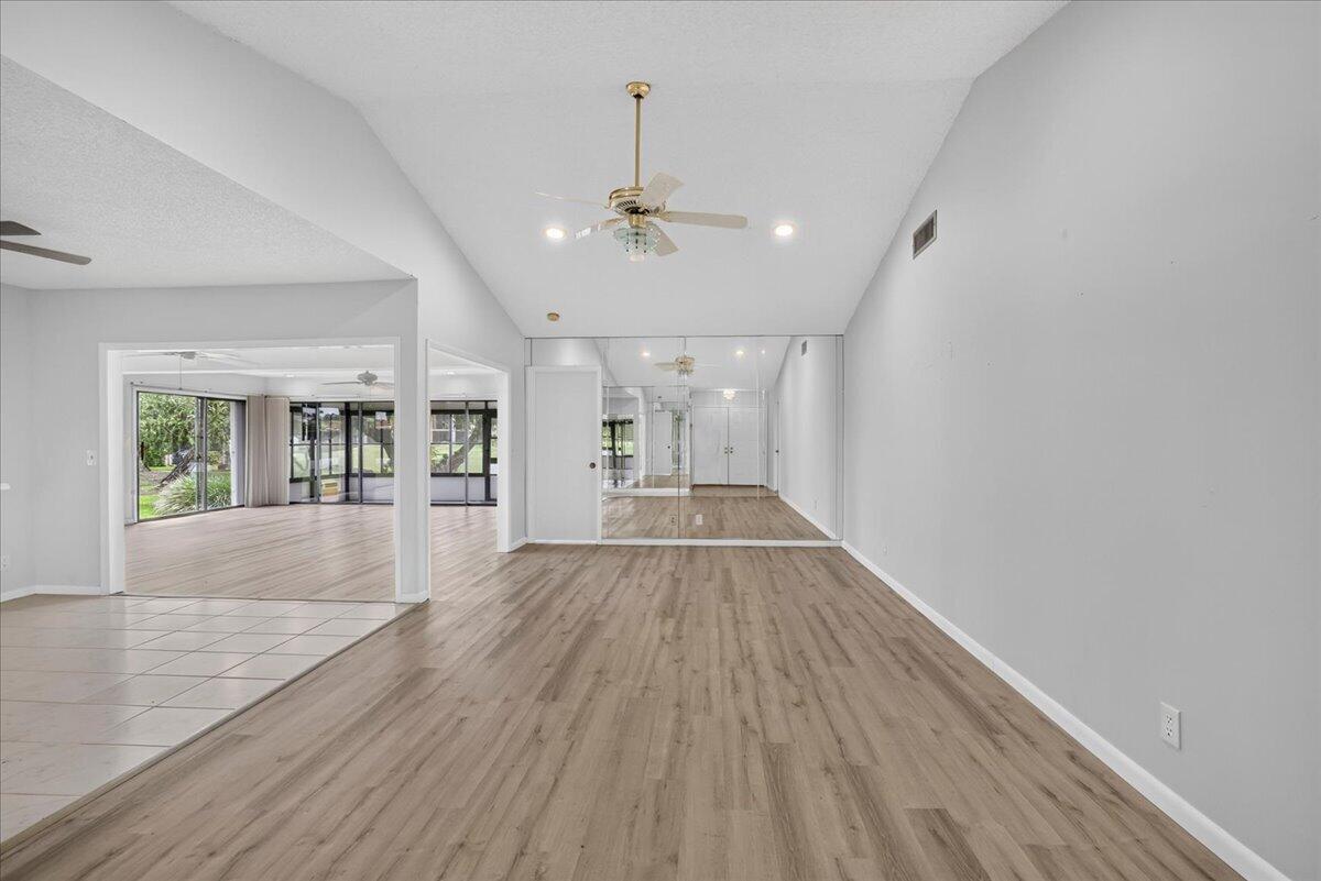 13867 EASTPOINTE Way
