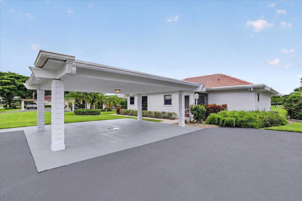 13867 EASTPOINTE Way