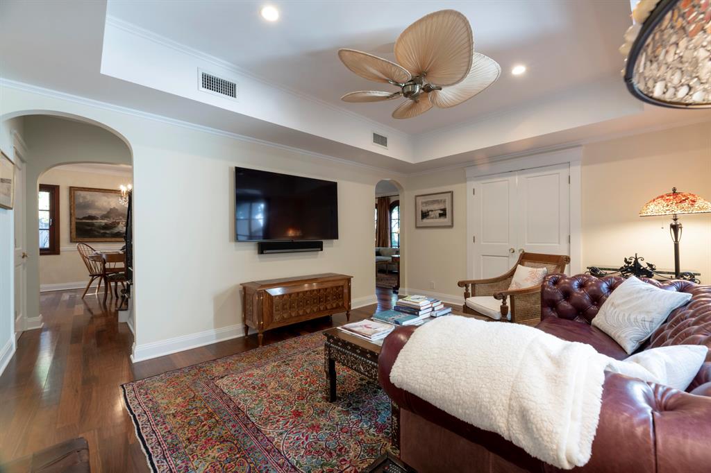 ROYAL PARK - Residential