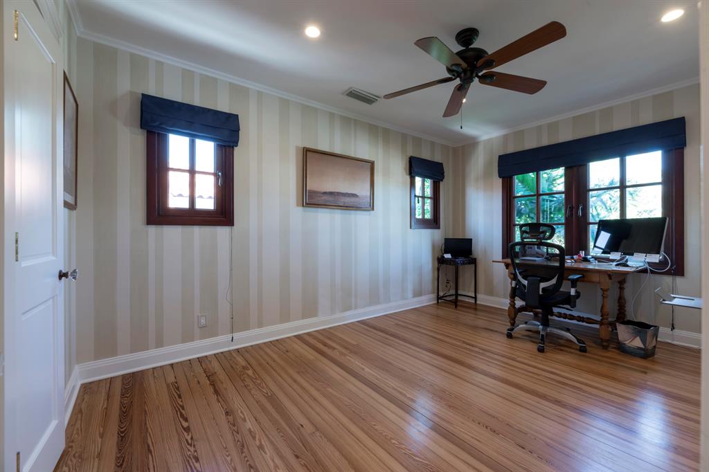 ROYAL PARK - Residential