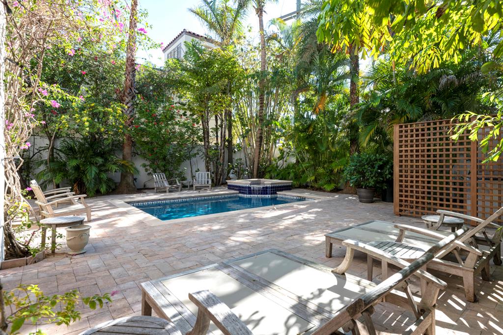 ROYAL PARK - Residential