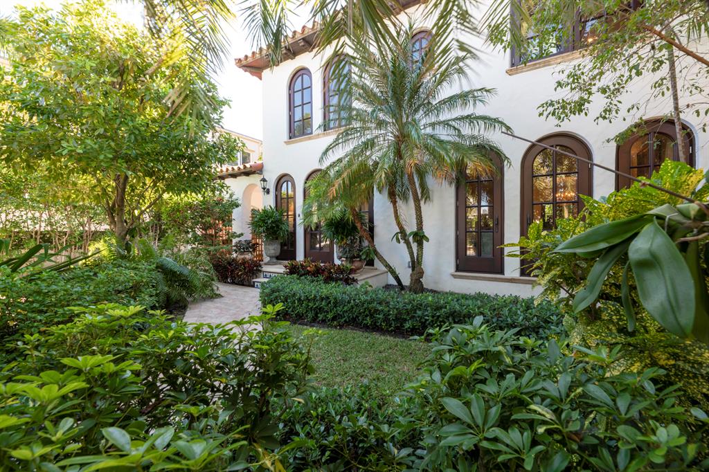 ROYAL PARK - Residential