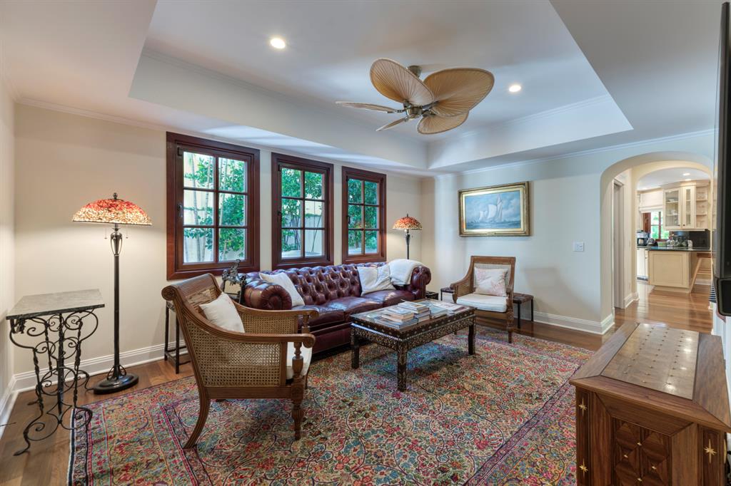 ROYAL PARK - Residential